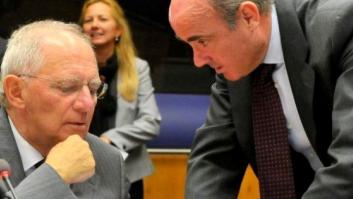 Alemania tacha de "error" la decisión de S&P de situar la deuda soberana de España al borde del 'bono basura'