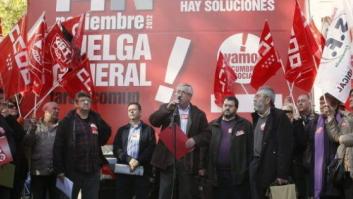 Una empresa de Málaga casi triplica su plantilla para fabricar pancartas para la huelga general del 14N