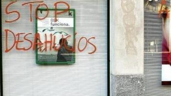 Los grandes bancos anuncian dos años de moratoria para desahucios en casos de "extrema necesidad"