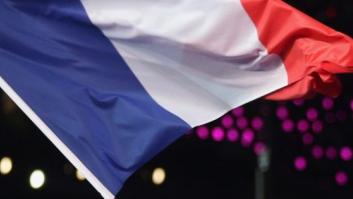 Moody's retira la máxima nota a la deuda soberana de Francia y la deja en 'Aa1'