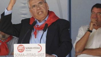 Alfonso Guerra pide a Mariano Rajoy que haga un referéndum o convoque elecciones