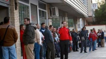 El Gobierno reducirá la prestación por desempleo del 60% al 50% a los nuevos parados a partir del sexto mes