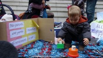 Bebés 'abandonados' protestan por plazas en las guarderías francesas (FOTOS)
