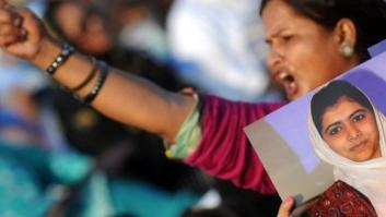 Malala Yousafzai, la activista afgana atacada por los talibán, es trasladada al Reino Unido para ser tratada