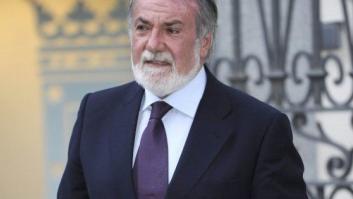 Mayor Oreja cree que la crisis "no se detiene" en la prima de riesgo y avisa de que "está en la persona"