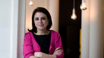 Adriana Lastra solo necesita una frase para describir la diferencia entre Feijóo y Casado