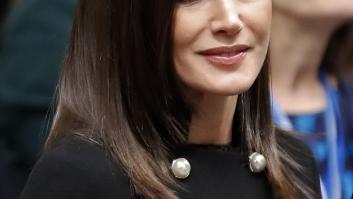 Debajo del abrigo de Letizia hay truco: la razón por la que no lo ha querido enseñar en la Cumbre