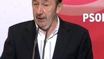 Rubalcaba anuncia que el PSOE pedirá investigaciones parlamentaria y judicial sobre el 'caso Bárcenas'