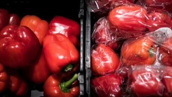 Greenpeace suspende a estos dos supermercados en la lucha contra el plástico