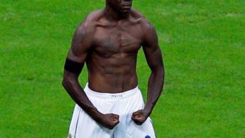 Mario Balotelli ficha por el Milan (VÍDEO, FOTOS)