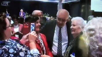 Lanzan un huevo al primer ministro de Australia durante un mitin