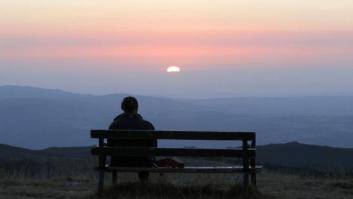 Un 43,6% de los españoles sufren aislamiento social o se sienten solos