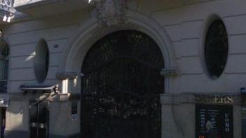 La Policía custodia la sede de la agencia de detectives Método 3 en Barcelona