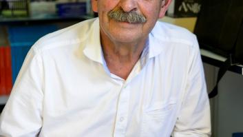 El creador de 'El Ministerio del Tiempo' recuerda esta "falta de respeto" de Revilla tras su no a Sánchez