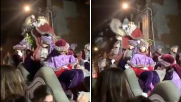 "Casi me deja tuerta pero igual lo amo": un Melchor enfurecido la lía en la cabalgata de Terrassa