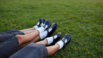 367 alumnos de un colegio concertado de Madrid piden que las chicas puedan ir con pantalón a clase