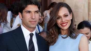 La simpática reacción de Eva González ante esta pregunta en el bautizo de su hijo