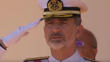 Las cámaras captan el enfado del rey Felipe por lo que ha pasado en el desfile de las Fuerzas Armadas