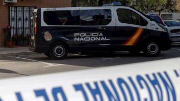 Detenido por apuñalar a su novia tras intentar atropellarla en Madrid