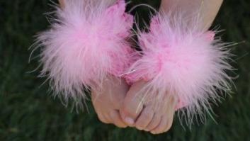 El llamativo detalle en este anuncio de Wallapop: mira a la derecha del sofá