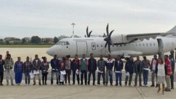 La UE inicia el reparto de los refugiados: los primeros viajan de Italia a Suecia