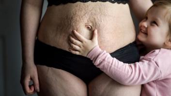 Estas madres celebran su cuerpo posparto con una sesión de fotos sin filtros
