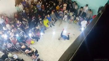 Una pareja jordana comparte su banquete de boda con más de 200 refugiados (VÍDEO)