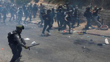 Macron abronca a la policía de Israel y le ordena que salga de una iglesia francesa en Jerusalén