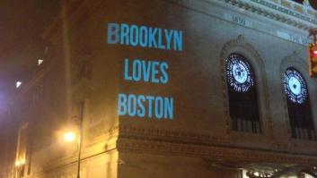 Atentado en el maratón de Boston: 10 gestos de solidaridad en medio del caos (FOTOS)