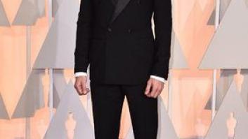 Jennifer Lopez se hace un 'selfie' y después sufre un 'photobomb' en los Oscar 2015 (FOTOS)