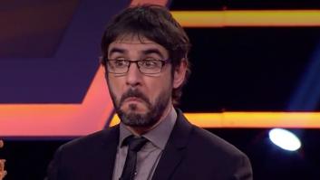 Juanra Bonet se queda a cuadros en 'Boom' (Antena 3) con el regalo del rival de 'Los Lobos'