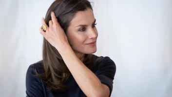 Todo lo que tienes que saber del anillo 'low cost' que Letizia ha llevado más de 65 veces desde abril