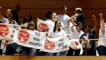 El Senado aprueba la ley antidesahucios que deja fuera la dación en pago sólo con los votos del PP