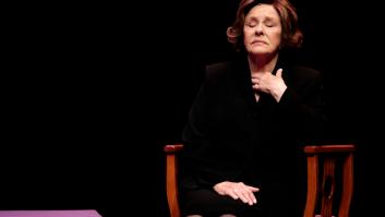 Lola Herrera abandona el escenario en plena función por un móvil que no paraba de sonar