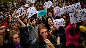 Dos años de cárcel para el ultra que difundió una foto de la víctima de La Manada mientras la violaban