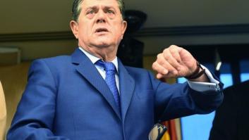 De ceses, enchufes y el rechazo a comportarnos como un país moderno