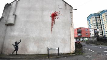 Destrozan con un grafiti obsceno la última obra de Banksy en Bristol