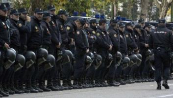 Máxima seguridad: cacheos y controles en las inmediaciones del Bernabéu