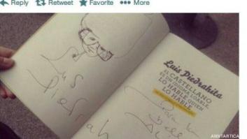 Cotillea firmas en libros (TUITS)