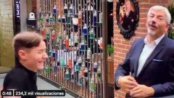 "¿Cómo te defines?": su respuesta en 'First Dates' deja a Carlos Sobera con esta cara