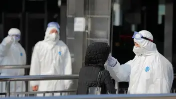 El FMI alerta de que el coronavirus puede hacer "descarrilar" la recuperación económica global