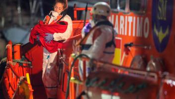 Al menos 14 desaparecidos al naufragar una patera cerca de Canarias