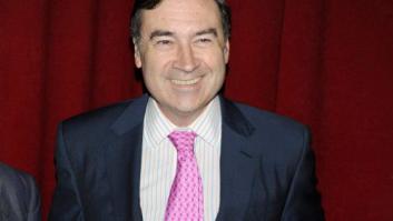 Manos Limpias pide al juez Ruz que cite a declarar a Bárcenas y a Pedro J. Ramírez