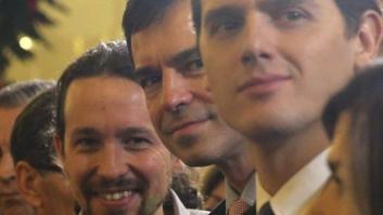 Así ha sido el insólito acto de la Constitución de 2015 (FOTOS)