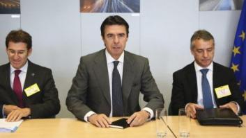 Almunia mantiene que los inversores tendrán que devolver las ayudas a la naval y excluye a astilleros y armadores