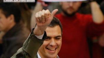 La foto de Pablo Casado que ha indignado a los animalistas (TUITS)