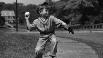 Este es el curioso origen de la expresión "no dar pie con bola"