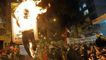 Enfrentamientos entre manifestantes y policía en Brasil cerca del papa Francisco (FOTOS)