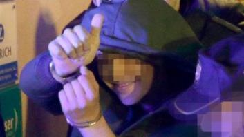 Un joven de 17 años agrede a Rajoy en un paseo en Pontevedra y le rompe las gafas