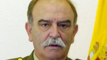 Un exgeneral acusa al Gobierno de "bajarse los pantalones" en Gibraltar